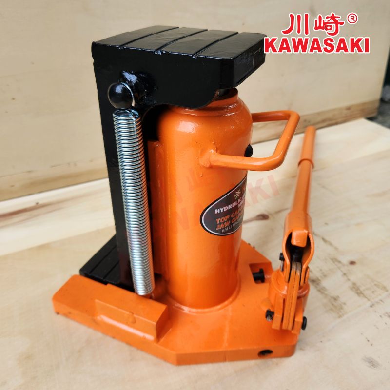 Nối tay cầm lại với nhau
