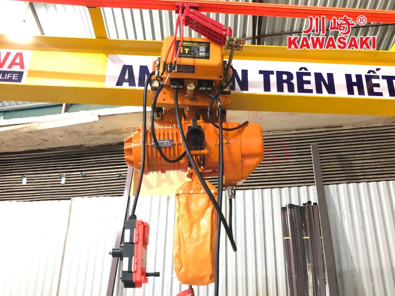 Pa lăng xích điện 1 tấn di chuyển