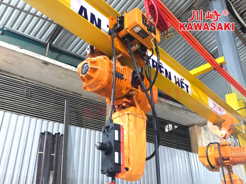 Pa lăng xích điện 1 tấn di chuyển