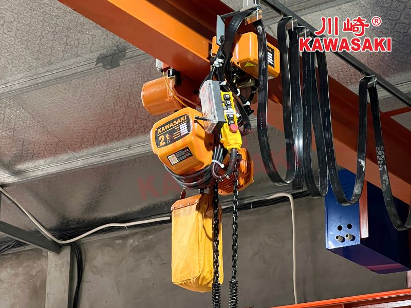 Con chạy điện có công suất động cơ 0.4KW