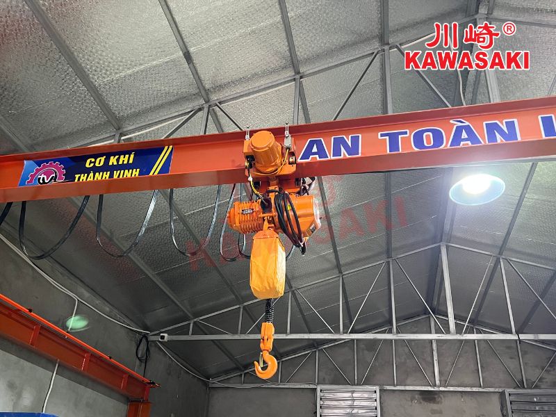 Pa lăng sử dụng con chạy có công suất 0.75KW