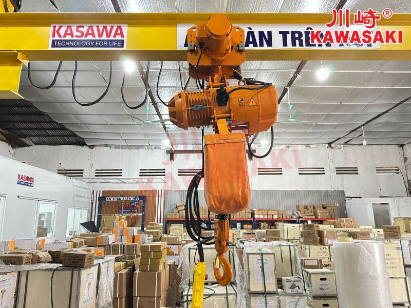 Pa lăng được lắp đặt trên dầm I