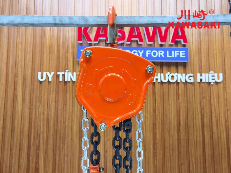 Lắp đặt trên thanh sắt hộp vuông hoặc thanh sắt tròn