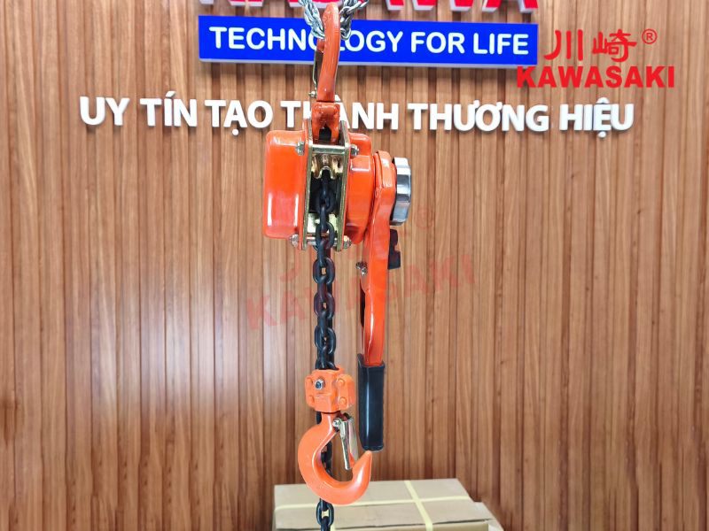 Con lăn chạy xích chắc chắn