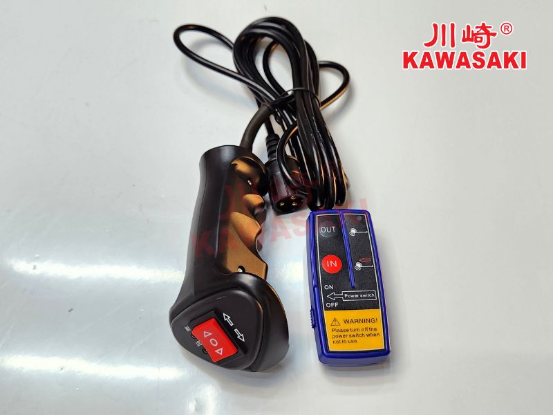 Tay bấm điều khiển dây và điều khiển từ xa