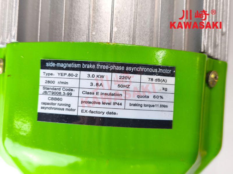 Sử dụng đúng điện áp 220V
