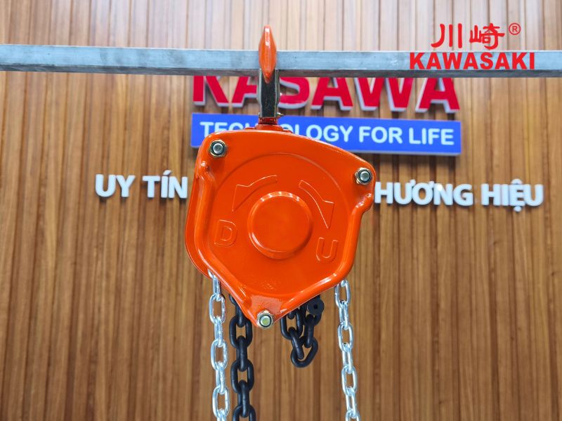 Lắp đặt trên khung chắc chắn
