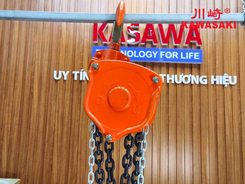 Chi tiết mặt sau pa lăng xích kéo tay