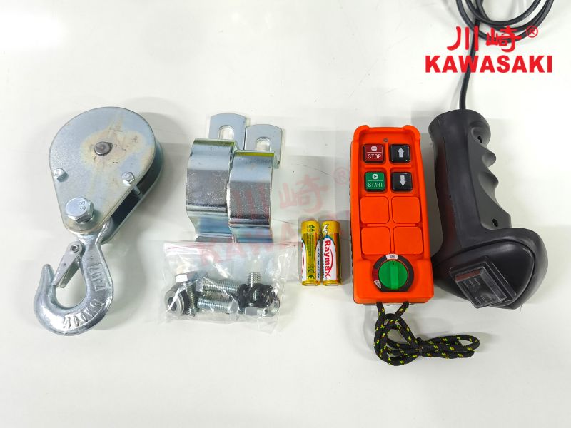 Tay bấm điều khiển dây và điều khiển từ xa