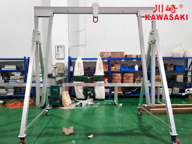 Cổng trục được sử dụng trong kho xưởng